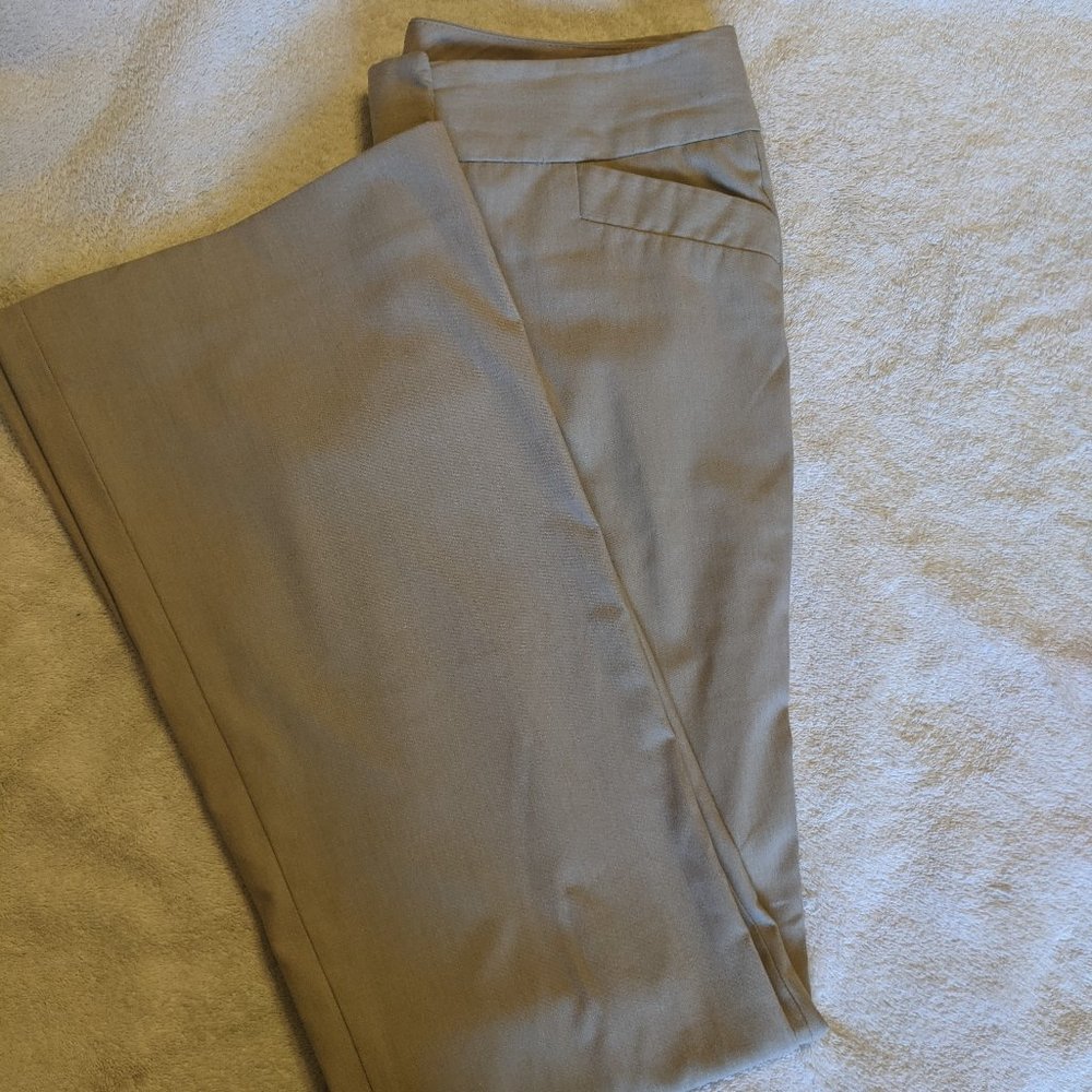 The Limited Drew Fit Beige Slacks Size 2 LONG